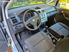 VW Touran 1.9TDI 77kW,Bez koroze,Tažné,Serviska,Výhřevy. - 12