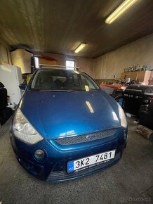 Ford S-MAX - 13