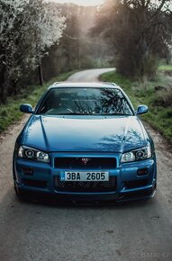 Nissan Skyline r34 GT-T - 13