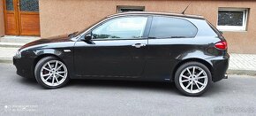 Alfa Romeo 147 JTDM - 13