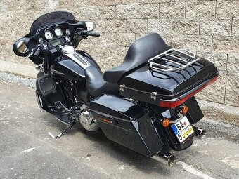 Harley  Davidson FLHX Street Glide - 13