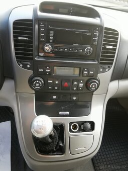 Kia Carnival 2.9 - 13