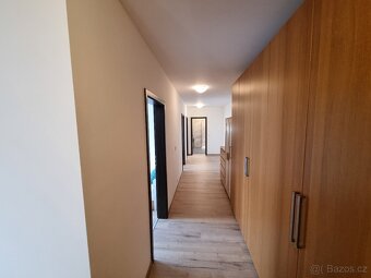 Pronájem rodinného domu 123 m², pozemek 301 m² Praha 9 - 13