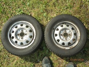 2xObutá zimní kola na ŠKODA FELICIA  165/70 R13 2x7,1MM - 13