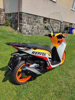 Honda SH 350 i REPSOL Limited edition (2022) po servisu - 13