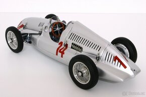 2x AUTO UNION Typ D 1938 a 1939 / CMC 1:18 - 13