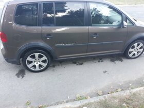 Vw Tuoran cross 2.0 TDI 130kw Dsg - 13