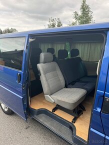 VW T4 Caravelle 2,5TDI 75kw Synchro Long 4x4, 7míst + postel - 13