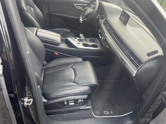 Audi SQ7 4.0 Tdi 320kW Matrix PANO Masaz Air sedacky - 13