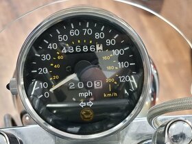 Suzuki VS 800 GL Intruder - 13