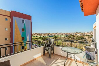 Apartmán v urbanizaci v Torrevieja s komunitním bazénem - 13