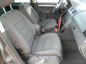 Volkswagen Touran 2.0 TDI - 13