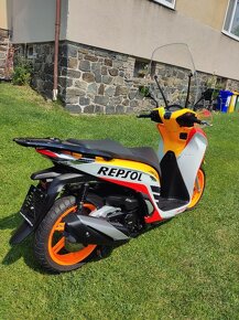 Honda SH 350 i REPSOL Limited edition (2022) po servisu - 13