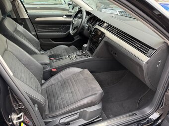 VW Passat B8 2.0TDI 110kW DSG R-Line Tažné Webasto Kamera - 13