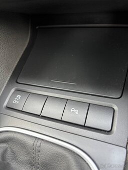 VW Golf Vl 2.0TDI / 2011 / 195xxxkm/ TAŽNÉ
 - 13