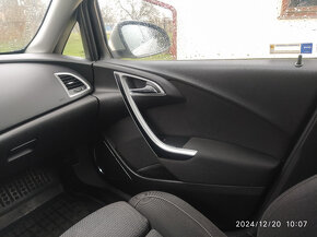 Opel Astra J 1,7CDTi 92kW,2010 - velká výbava - 13