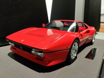 Ferrari 288 GTO 1984 Rosso 1:12 Top Marques Collectibles - 13