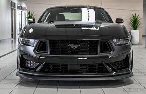 Ford Mustang Dark Horse 700A - 13