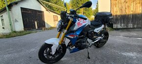 BMW F900R - 13