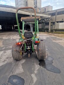 John Deere 955 s čelním nakladačem, 4X4 - 13