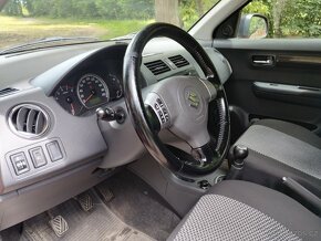 Suzuki Swift 4x4 - 13