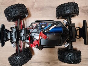 RC AUTO TRAXAS HOSS 1:10 - 13