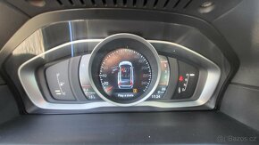 VOLVO XC70 2016, 2.0D4 133kW SUMMUM,PRAVIDELNÝ SERVIS - 13