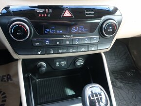 AKCE Hyundai Tucson 2.0CRDI 100kW STYLE 4x4 TAŽNÉ DPH ČR - 13