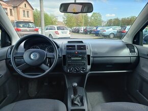 VW Polo 1.2i, Climatic, r.v. 2004, 5 dveří - 13