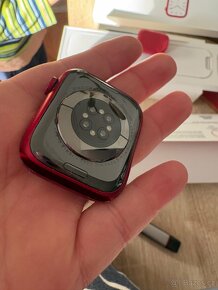 iPhone XS Max + Apple Watch 7 red - 13