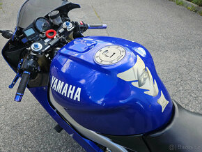 Yamaha YZF 1000 R1 - 1999 - 13