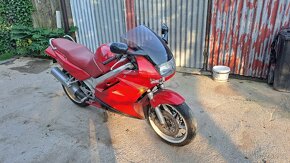 Honda VFR 750 - 13