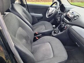 HYUNDAI i10 1.1i 51kw 160 tis. km moc pěkný stav - 13