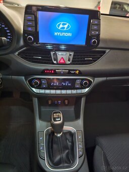 Hyundai i30, 1,4 TGDI Combi,Style,Nav,Tažné - 13