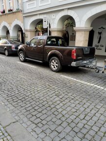 Nissan Navara 2.5 DCI - 13