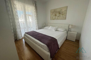 Moderní apartmán 3+kk, 200 m od moře, Rogoznica, Chorvatsko - 13