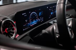 Mercedes Benz CLA 45s AMG, 4MATIC+Akrapovič výfuk 316kW, DPH - 13