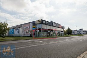 Pronájem obchodních prostor/showroomu (342,6 m2), SHOP PARK - 13