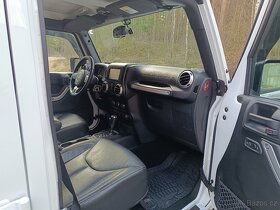 Jeep Wrangler 2.8 CRD Rubicon rok 2018 nové v CZ - 13