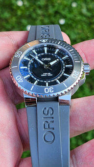 ORIS Aquis Date "Source Of Life" Limited Edition - 13