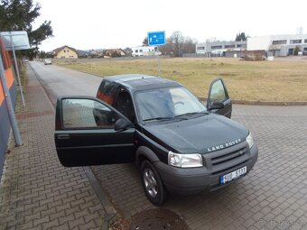 Land Rover Freelander 2.0 TD 4x4 tažné 2000 kg - 13