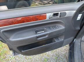 VW TOUAREG 2,5TDI 128kW 2003 JEZDI, DILY z vozu - 13