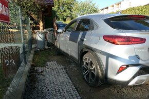 Prodám Kia Xceed 1,5 T-GDi, 7DCT,Black edition, tažné - 13