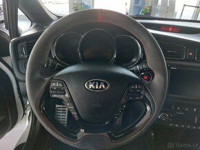 Kia Ceed 1.6 GT PLUS,T-GDI 150,kW,ČR,1.MAJITEL - 13