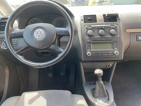 Volkswagen Touran, 2,0FSI,7mist,nové rozvody - 13