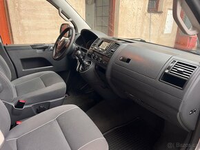 VW MULTIVAN 2.0TDI 103KW 4MOTION, 196TIS/KM,NAVIGACE,POSTEL. - 13