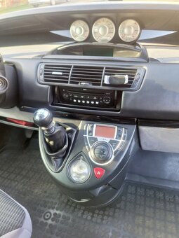 Citroen C8 2.0 - 13