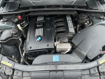 BMW E90 330i LCI Facelift 200kW nová TK - 13