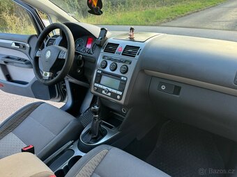 Volkswagen Cross Touran 2.0 TDi 7-MÍST MOŽNO NA SPLÁTKY - 13