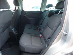 Škoda Yeti 1.2 TSi 77kW digi klima, serviska, 2. majitel - 13